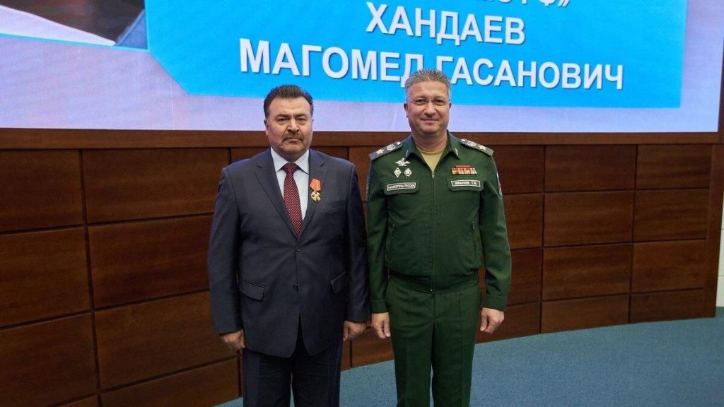 История с арестом теперь уже бывшего замминистра тоже бывшего министра обороны Тимура Иванова и других причастных лиц продолжает развиваться интересным образом