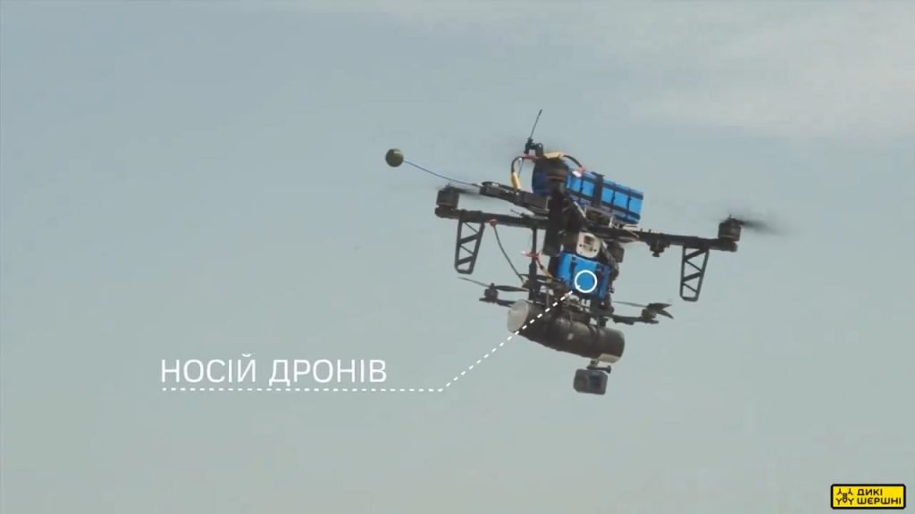 Противник анонсировал новые варианты своих FPV-дронов типа «Королева шершней»