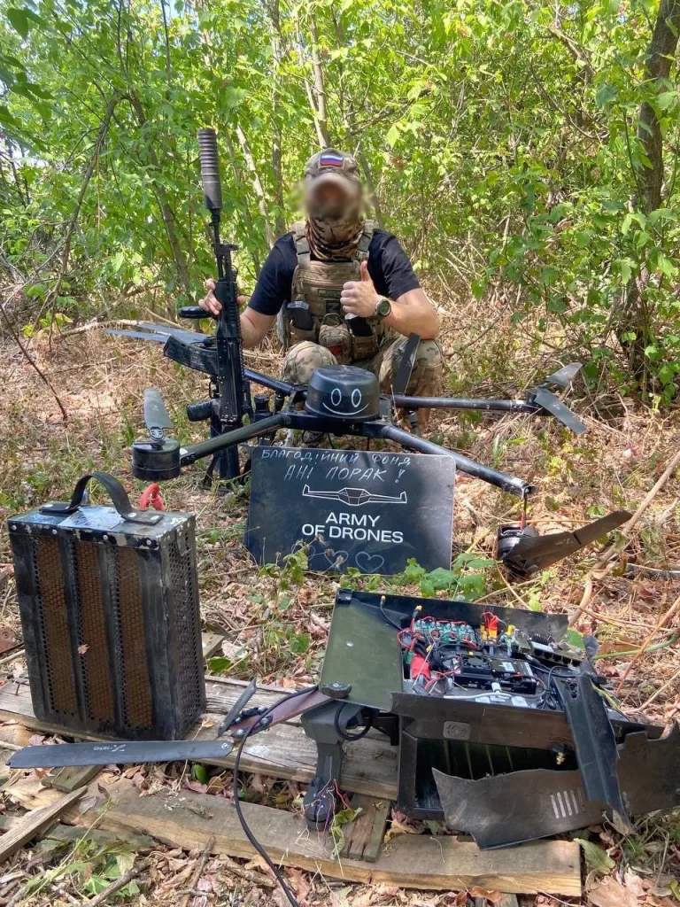 Сбитый вражеский дрон Баба-Яга и его начинка