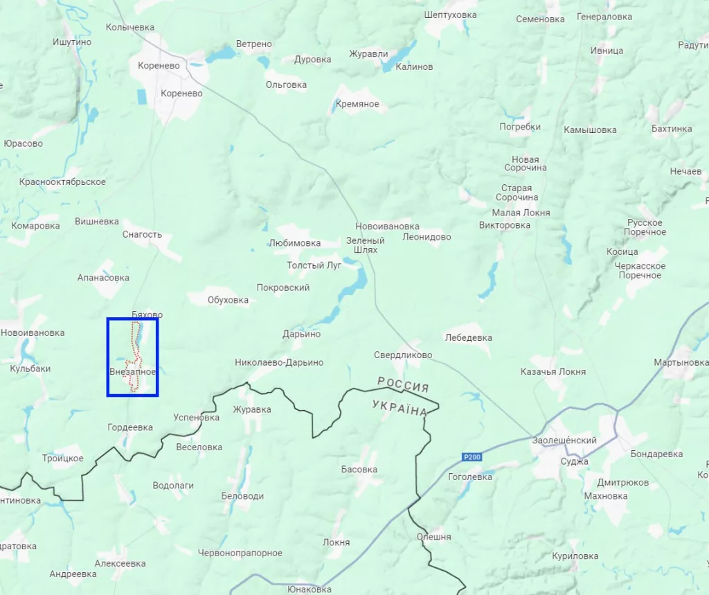 Украинские солдаты возле Дома культуры в деревне Внезапное Кореневского района Курской области