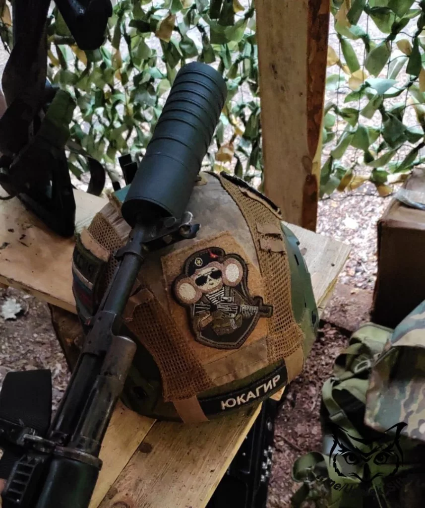 Нашлемное творчество