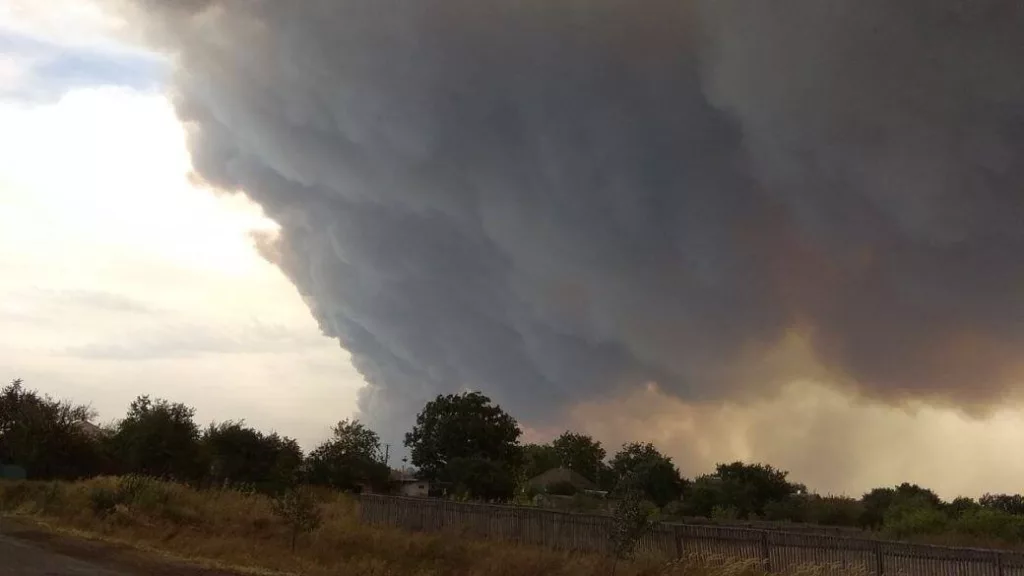 По данным Минобороны сегодня ночью дежурными средствами ПВО уничтожены 2 украинских БПЛА самолетного типа в Брянской и Калужской областях
