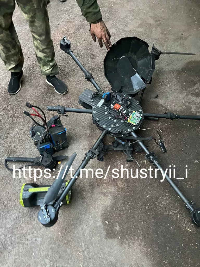 Направление Часов Яр, отжали у противника "Бабу-Ягу" почти целую, только черепушка треснула и нога отвалилась