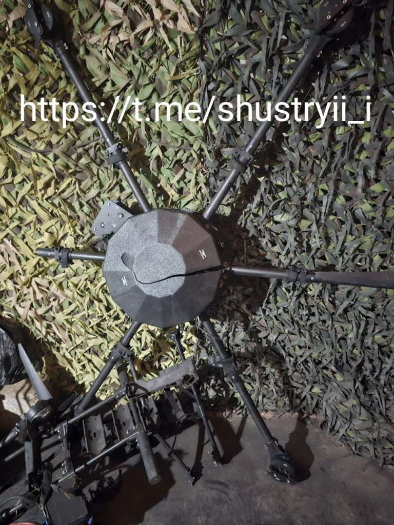 Направление Часов Яр, отжали у противника "Бабу-Ягу" почти целую, только черепушка треснула и нога отвалилась