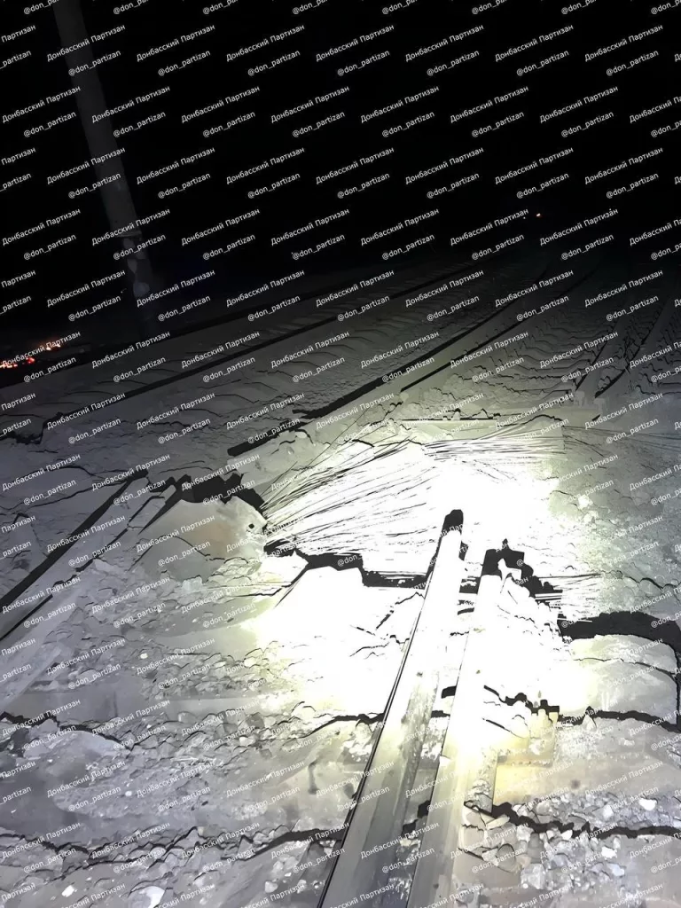 Удар по военному эшелону в Удачном