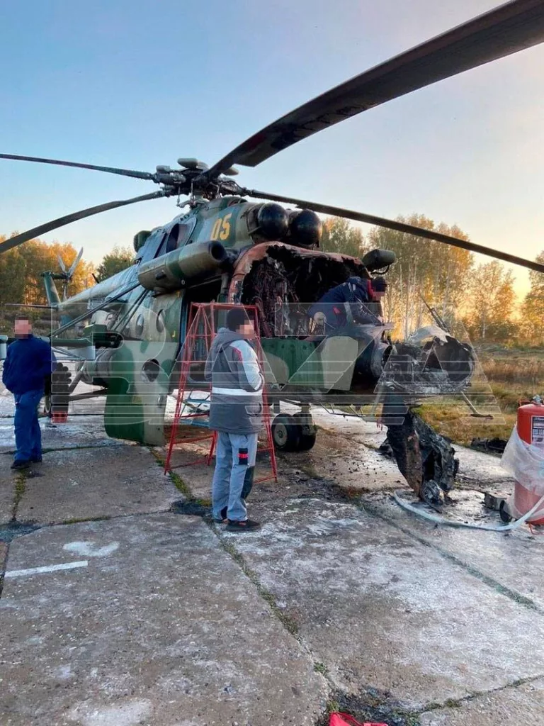 Видео задержания подростков, которые подожгли вертолёт на авиабазе в Омске