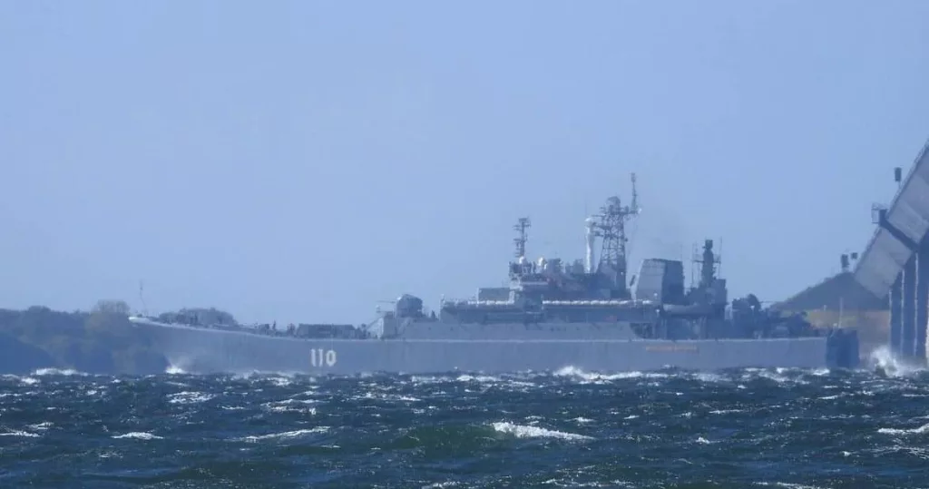 Большой десантный корабль «Александр Шабалин», корветы «Бойкий» и «Сообразительный» сегодня вошли в Балтийское море