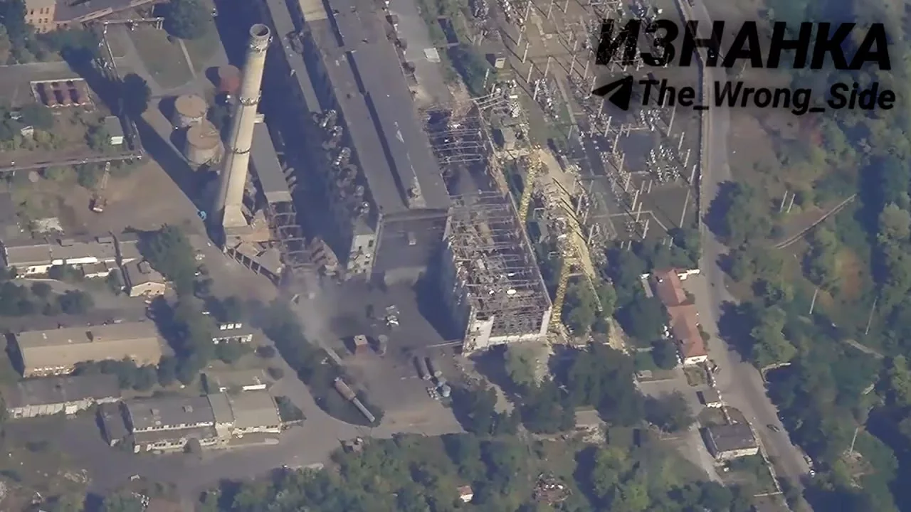 Машинный зал ТЭЦ-2 "Эсхар" в одноименном поселке, уничтоженный в результате сегодняшнего ракетного удара по целям в Харьковской области