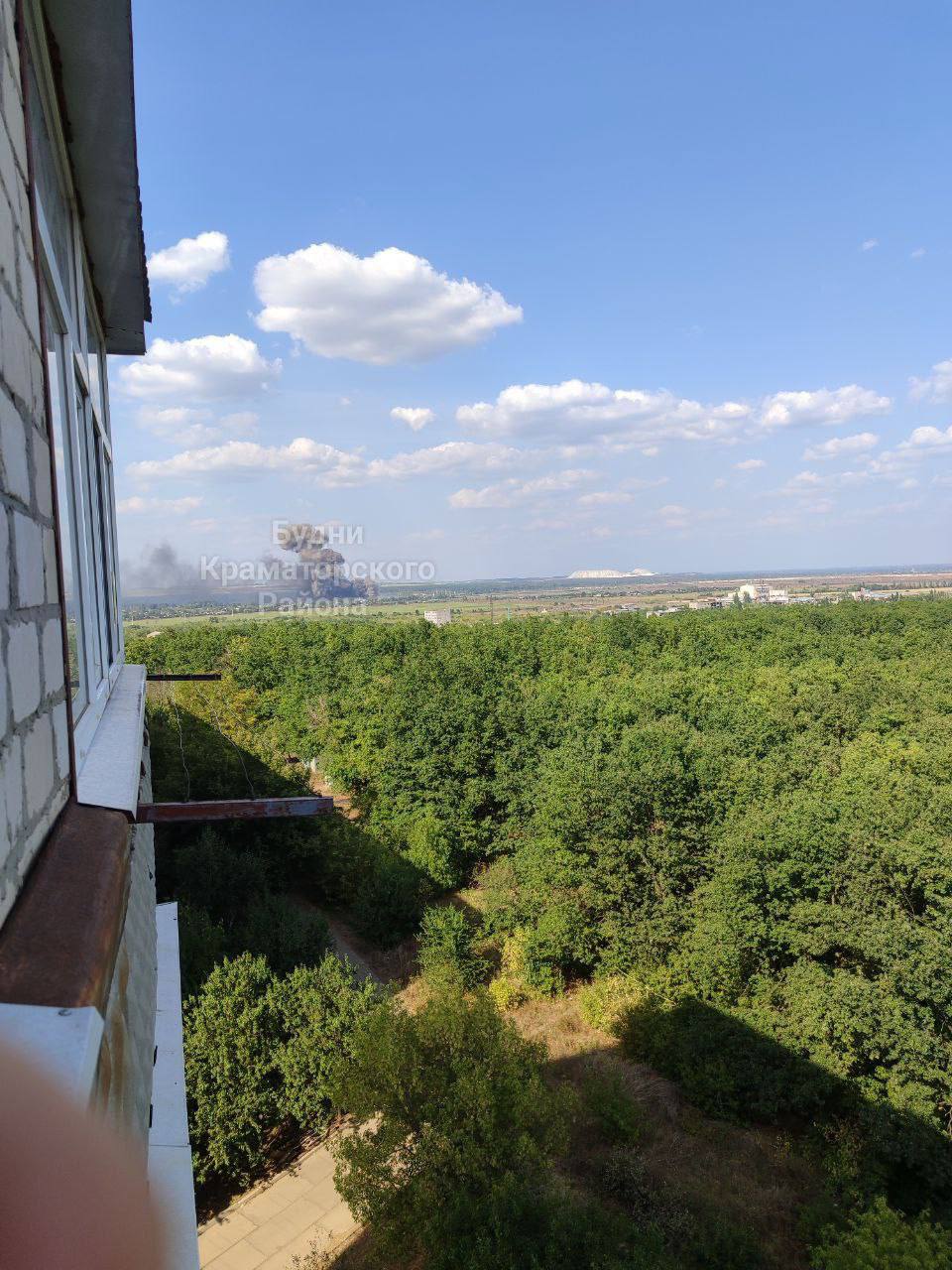 Когда стратегия побеждает здравый смысл: феерический взрыв на складе боеприпасов ВСУ в жилом районе