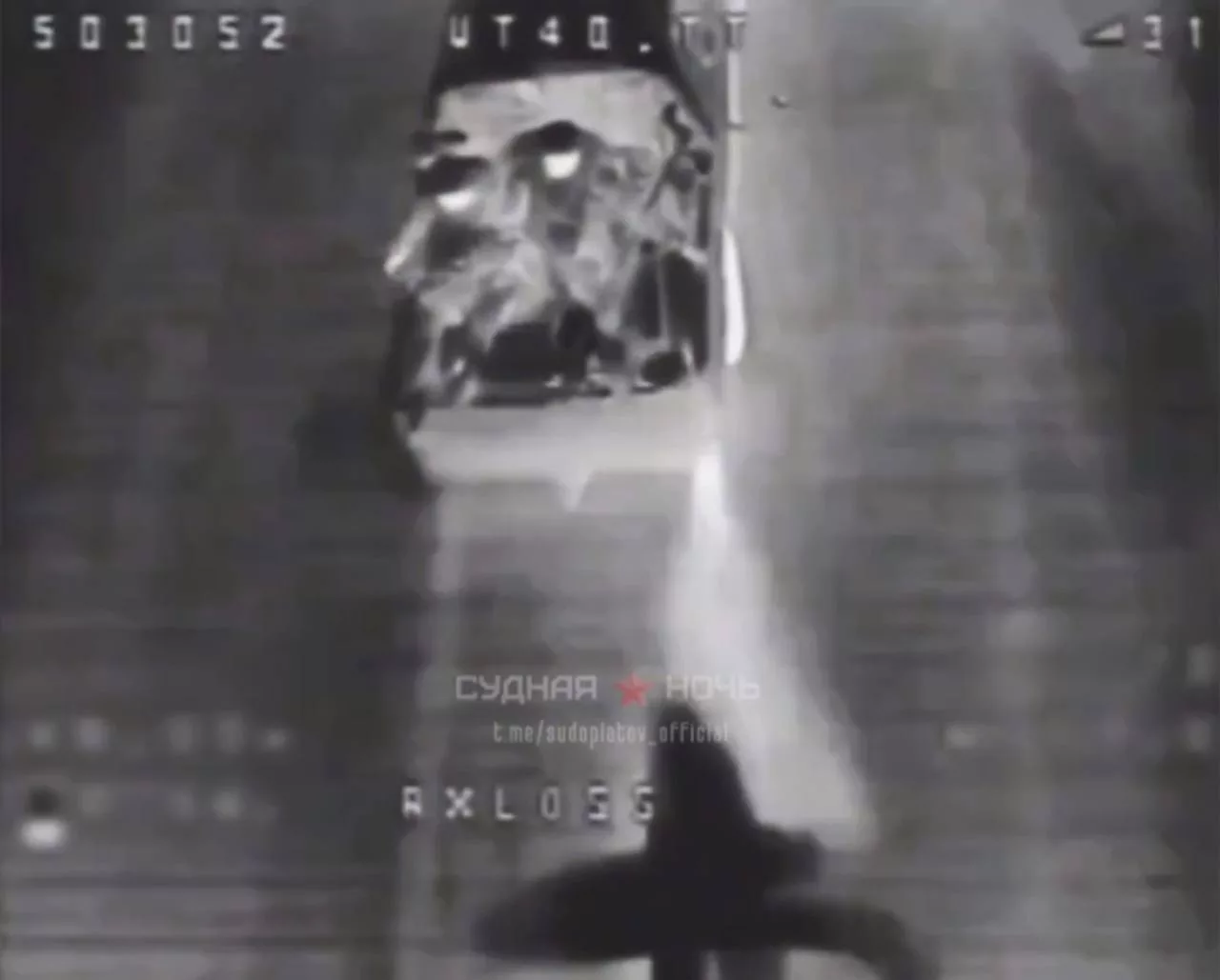 Подборка ночных ударов FPV-дронами ВТ-40 по технике ВСУ на Покровском направлении