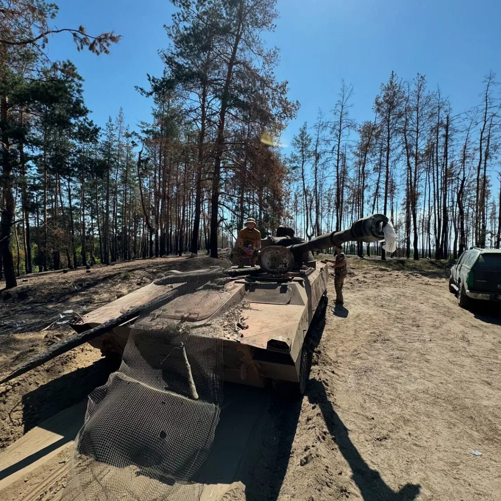 Всплыла очередная потеря вражеской 2С1 «Гвоздика» где-то на Донбассе