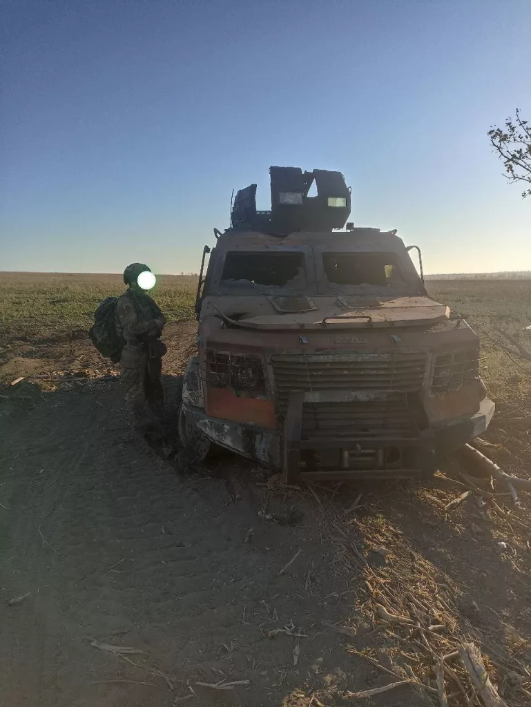 Очередной уничтоженный украинский бронеавтомобиль «Козак-7» где-то на фронте