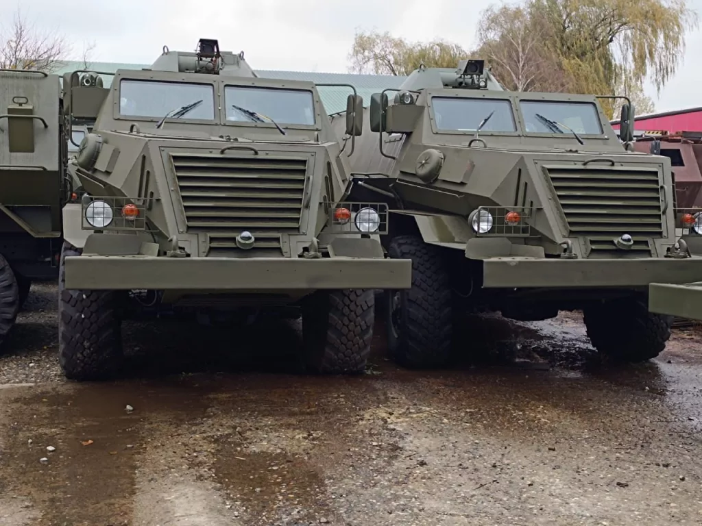 Бронеавтомобили «Чекан» и «Карго», используемые в специальной военной операции
