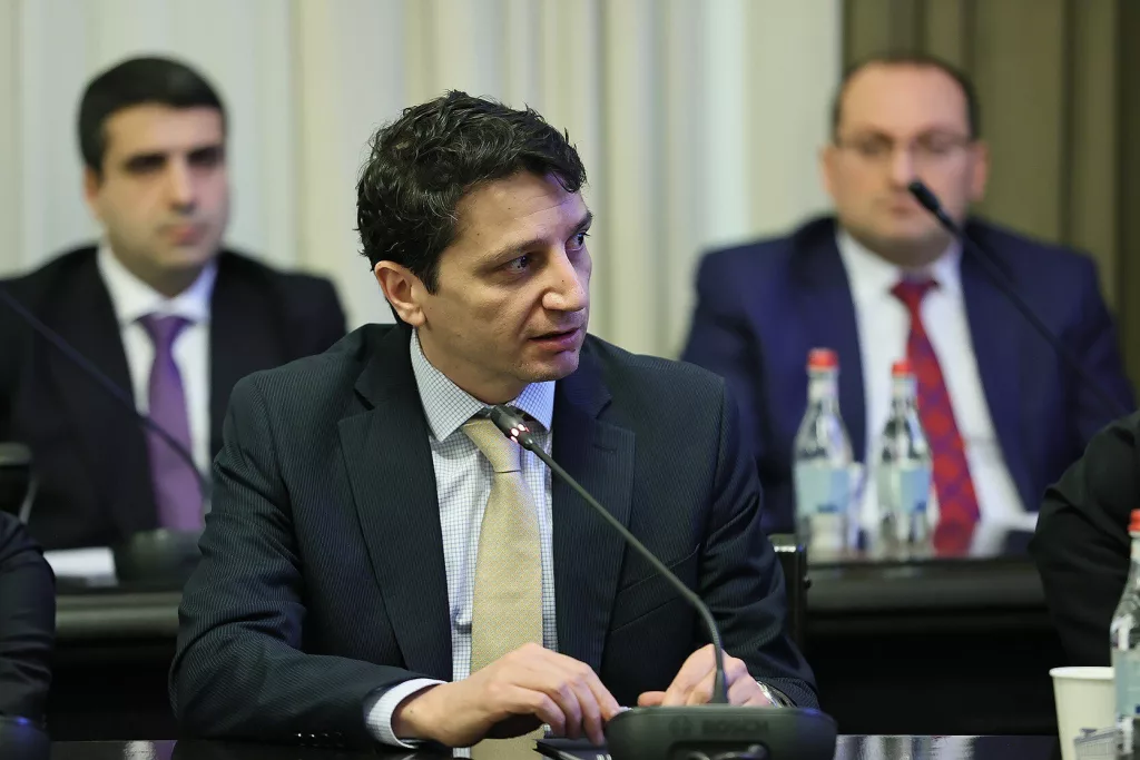 В Армении сообщили об увеличении роста оборонного бюджета Армении на 2025-й год на 20%, что составит приблизительно 1,7 млрд долларов