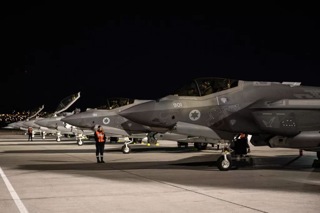 Иран поразил более 20 израильских самолетов F-35 во время ракетного удара, утверждает иранское агентство ShafaqNA
