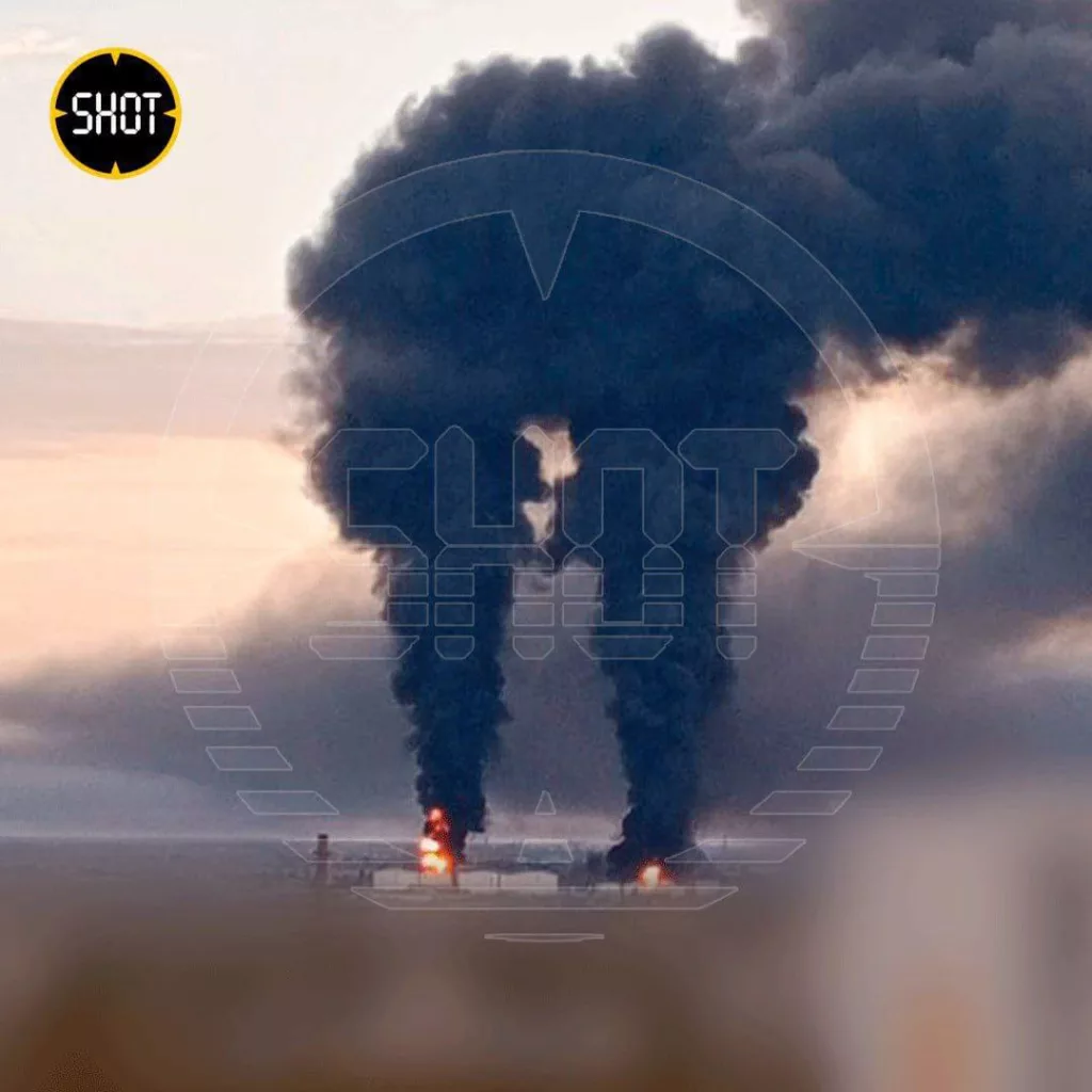 В Феодосии введен режим техногенной чрезвычайной ситуации муниципального характера после пожара на нефтебазе – власти