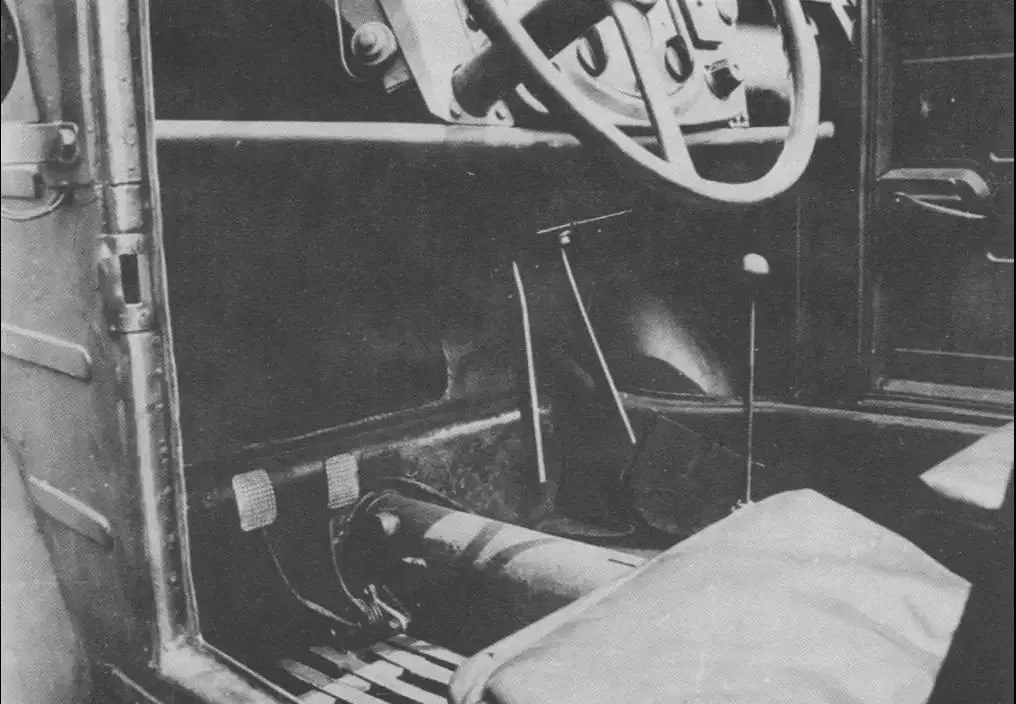 Kübelwagen Type 155 halftrack — это немецкий экспериментальный полугусеничный автомобиль