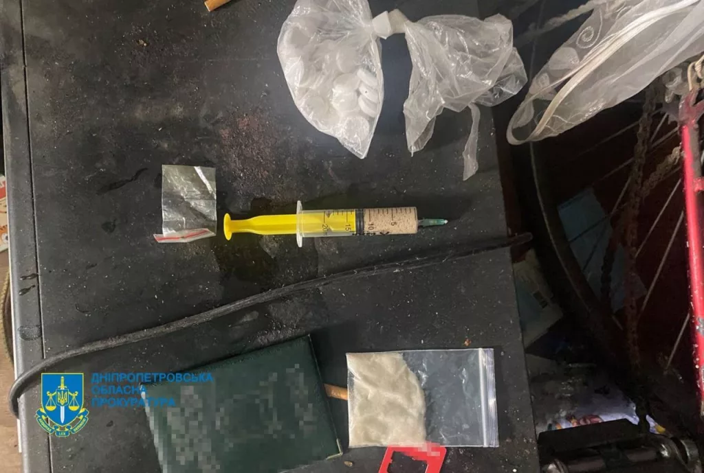 На Украине накрыли масштабную сеть волонтёров-наркоторговцев