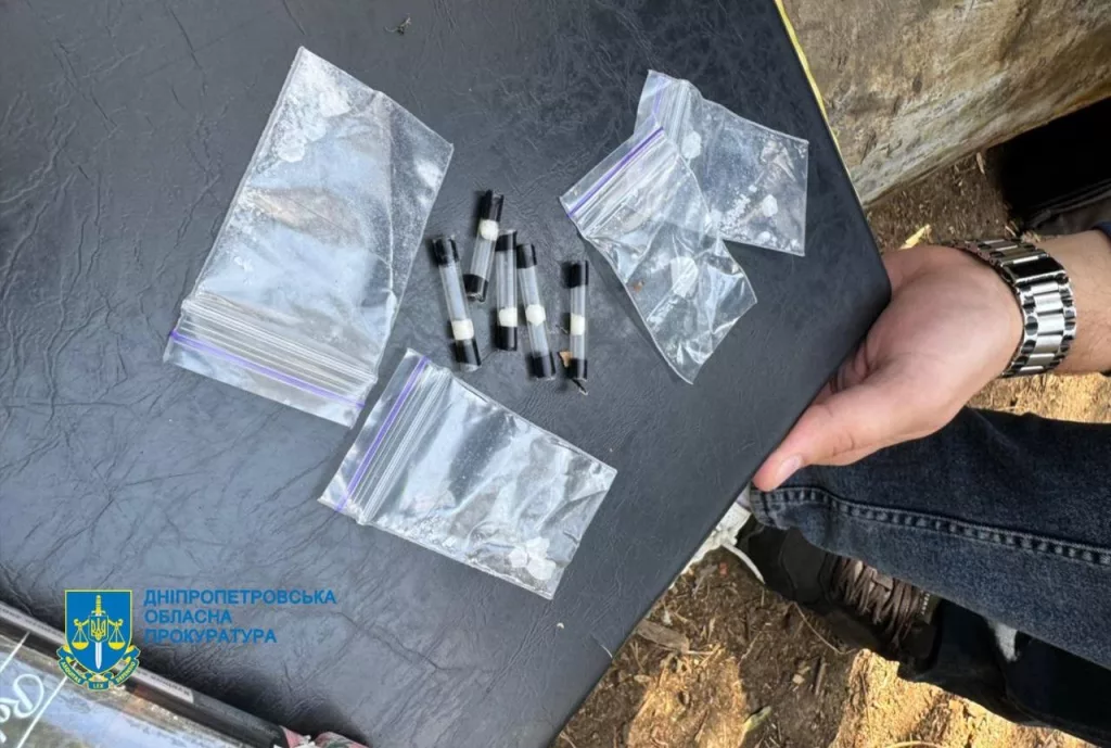 На Украине накрыли масштабную сеть волонтёров-наркоторговцев