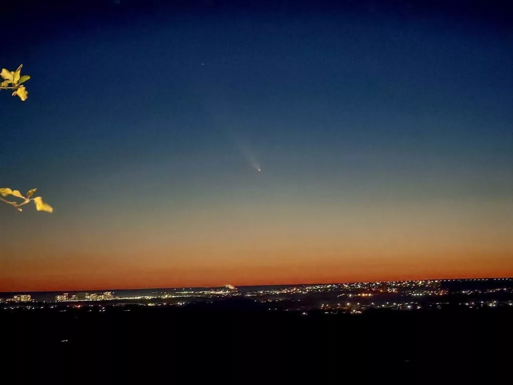 Самую яркую комету в этом столетии заметили над Ростовом