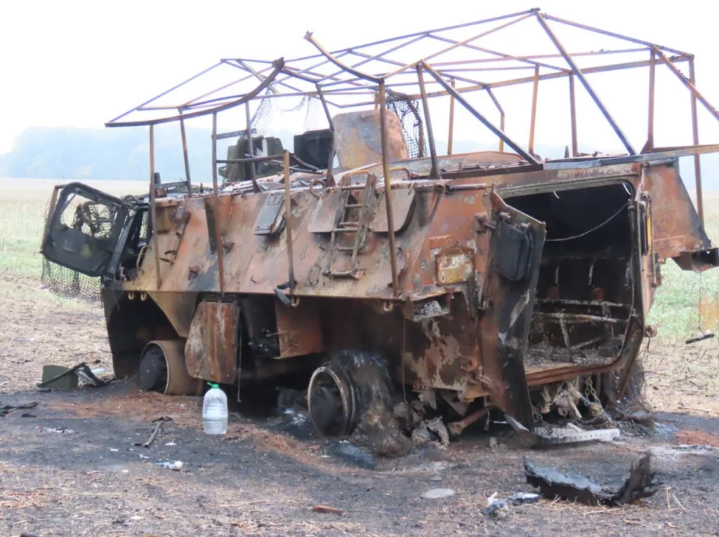 Курская область, уничтоженная вражеская техника около н.п. Шептуховка , есть башня британского танка Challenger 2, уничтоженный американский МРАП МахPro, американский БТР М113 и французский БТР VAB