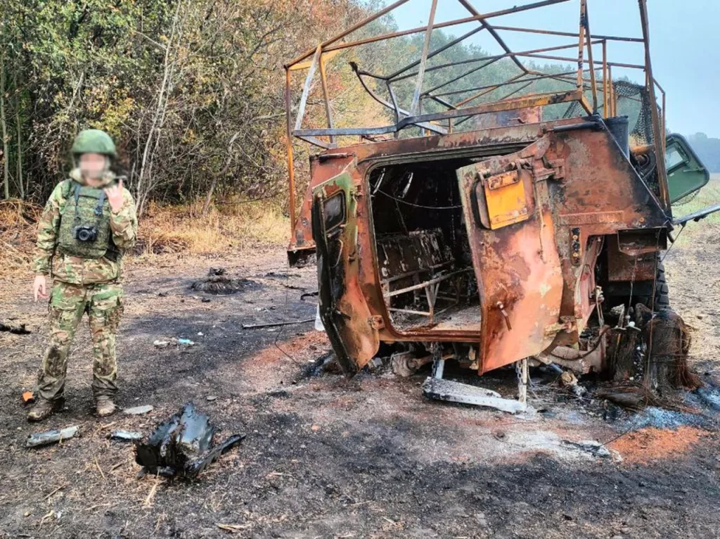 Курская область, уничтоженная вражеская техника около н.п. Шептуховка , есть башня британского танка Challenger 2, уничтоженный американский МРАП МахPro, американский БТР М113 и французский БТР VAB
