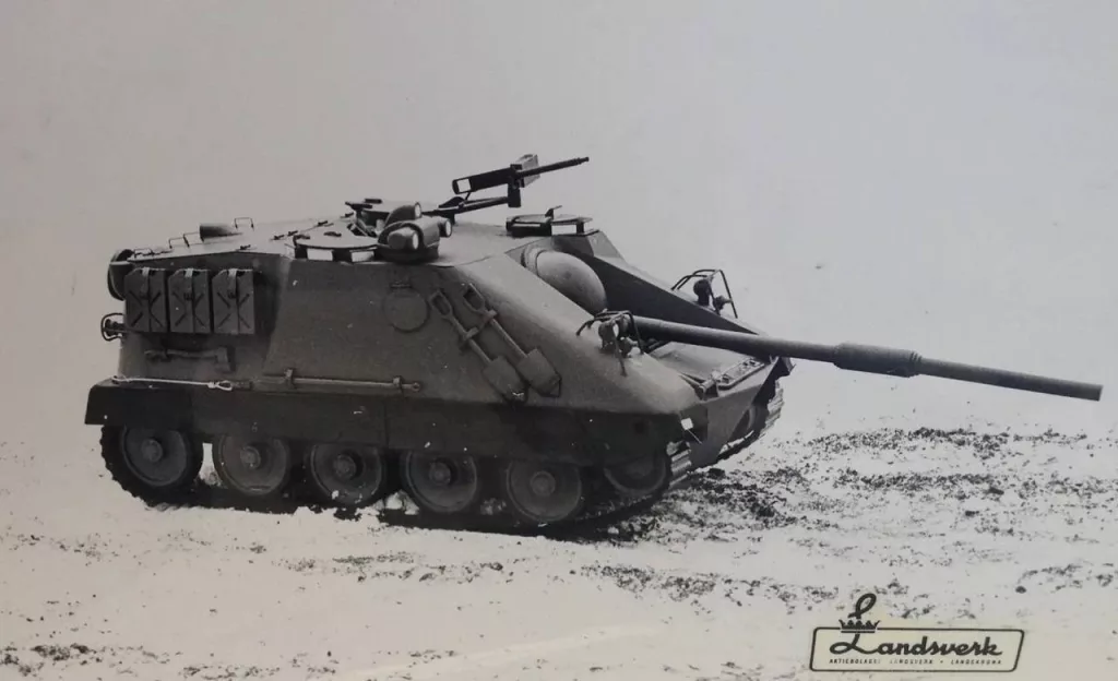 Ikv 65 Alt II — это второй вариант самоходной артиллерийской установки (САУ) Infanterikanonvagn 65