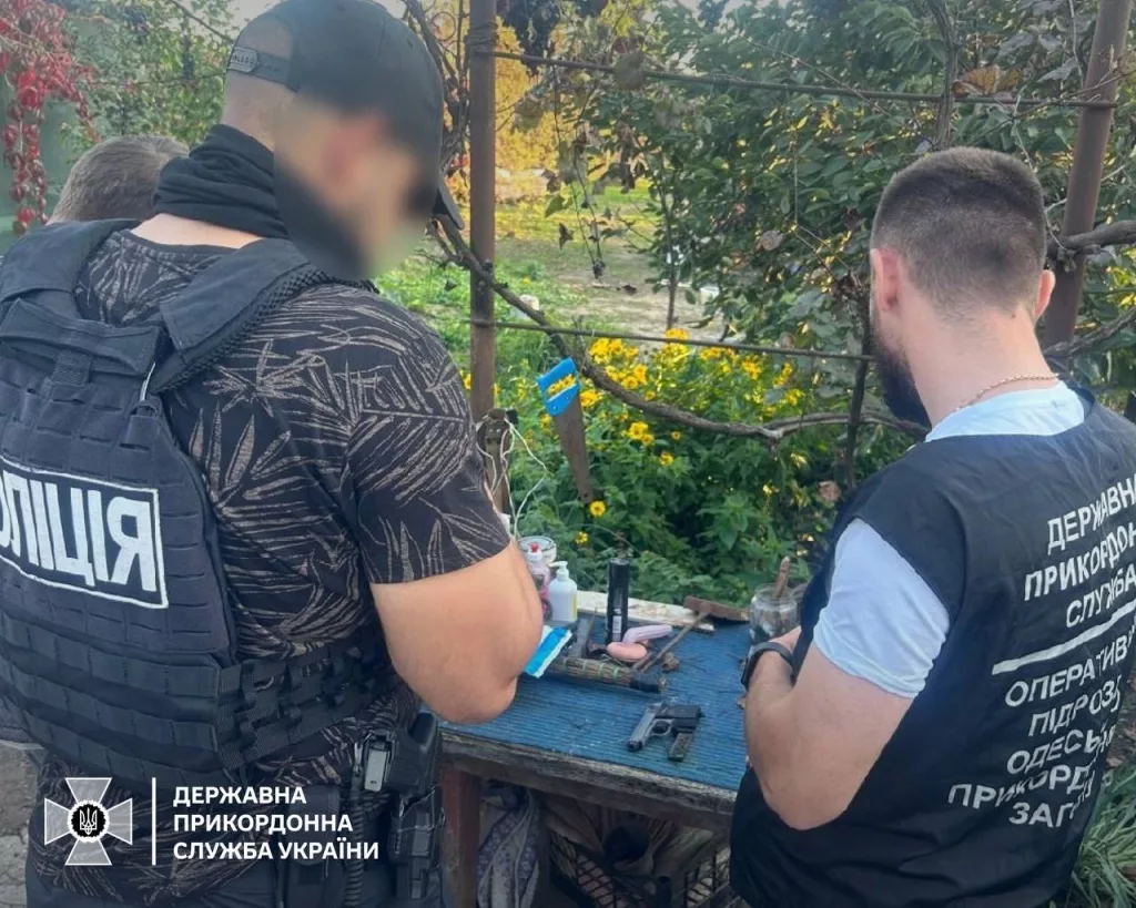 В Одесской области украинские прикордонники снова словили мужиков, которые не поделились с ними деньгами за переправку людей через границу