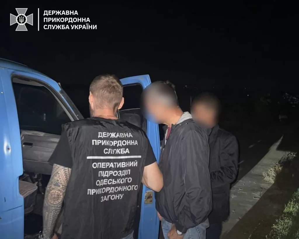 В Одесской области украинские прикордонники снова словили мужиков, которые не поделились с ними деньгами за переправку людей через границу