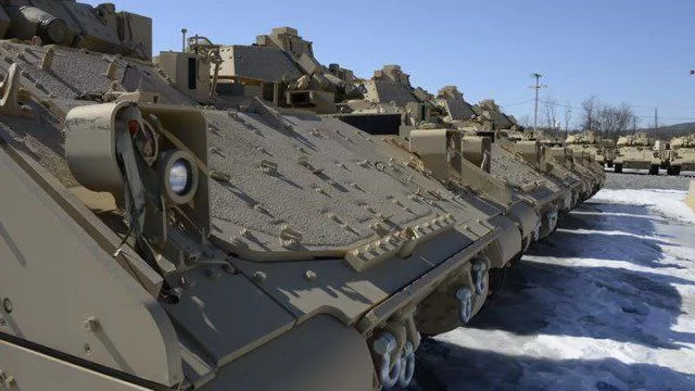 Греция решила отказаться от БМП Bradley из США из-за слишком высоких затрат на ремонт
