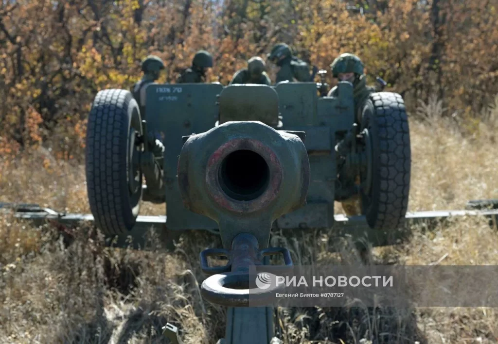 Боевая подготовка артиллеристов Центрального военного округа в ЛНР