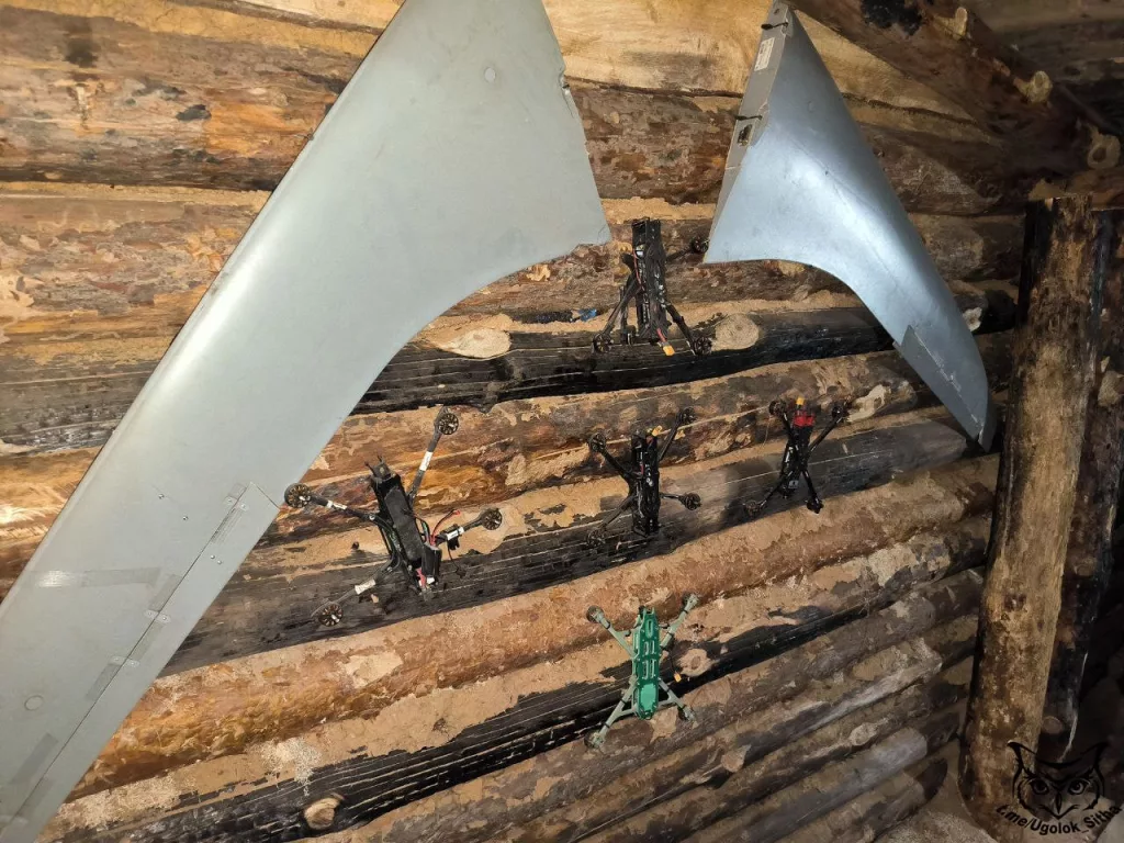 Подземный музей вражеских трофеев одного из подразделений в зоне СВО