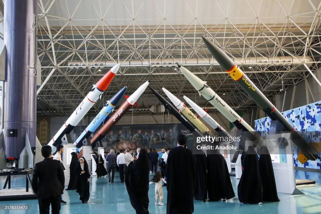 Экспозиция выставочного центра Аэрокосмических сил Корпуса стражей исламской революции в Тегеране