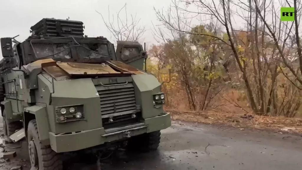 Брошенный очередной турецкий бронеавтомобиль BMC Kirpi ВСУ в районе Украинска