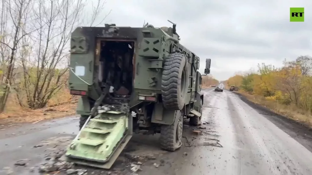 Брошенный очередной турецкий бронеавтомобиль BMC Kirpi ВСУ в районе Украинска