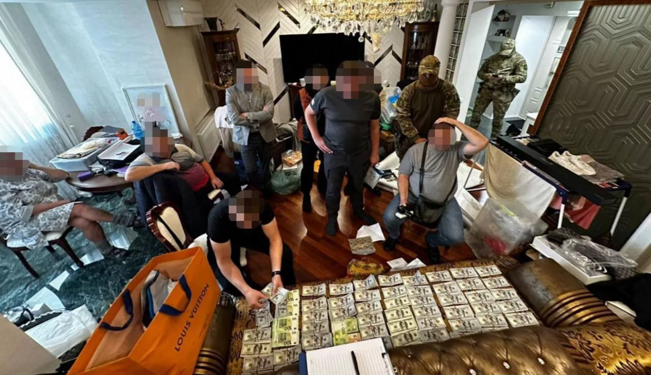 Бедные украинские чиновники