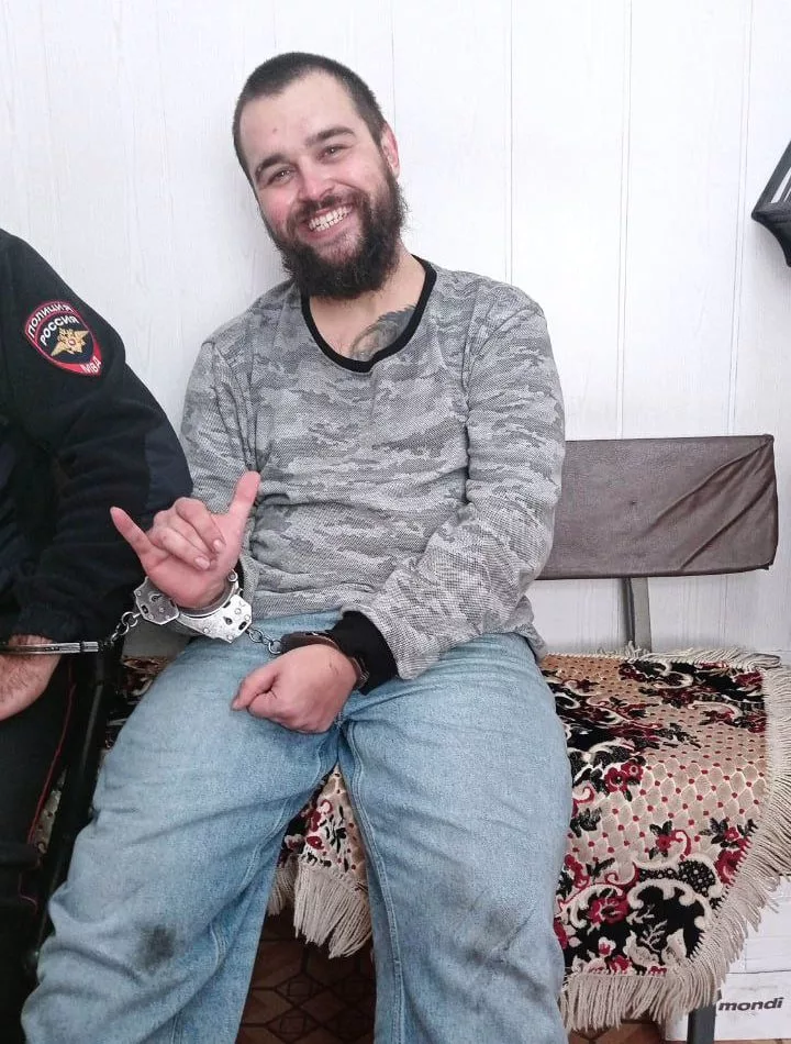 Военный блогер «Тринадцатый» (Егор Гузенко) помещен в СИЗО на 2 месяца для расследования уголовного дела по части 1 статьи 318 УК РФ - Применение насилия в отношении представителя власти