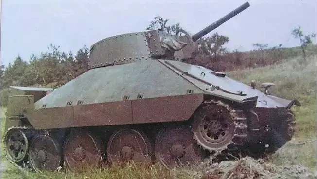 PM-1 — опытный чехословацкий огнемётный танк, сконструированный на базе самоходки Jagdpanzer 38 в 1949 году