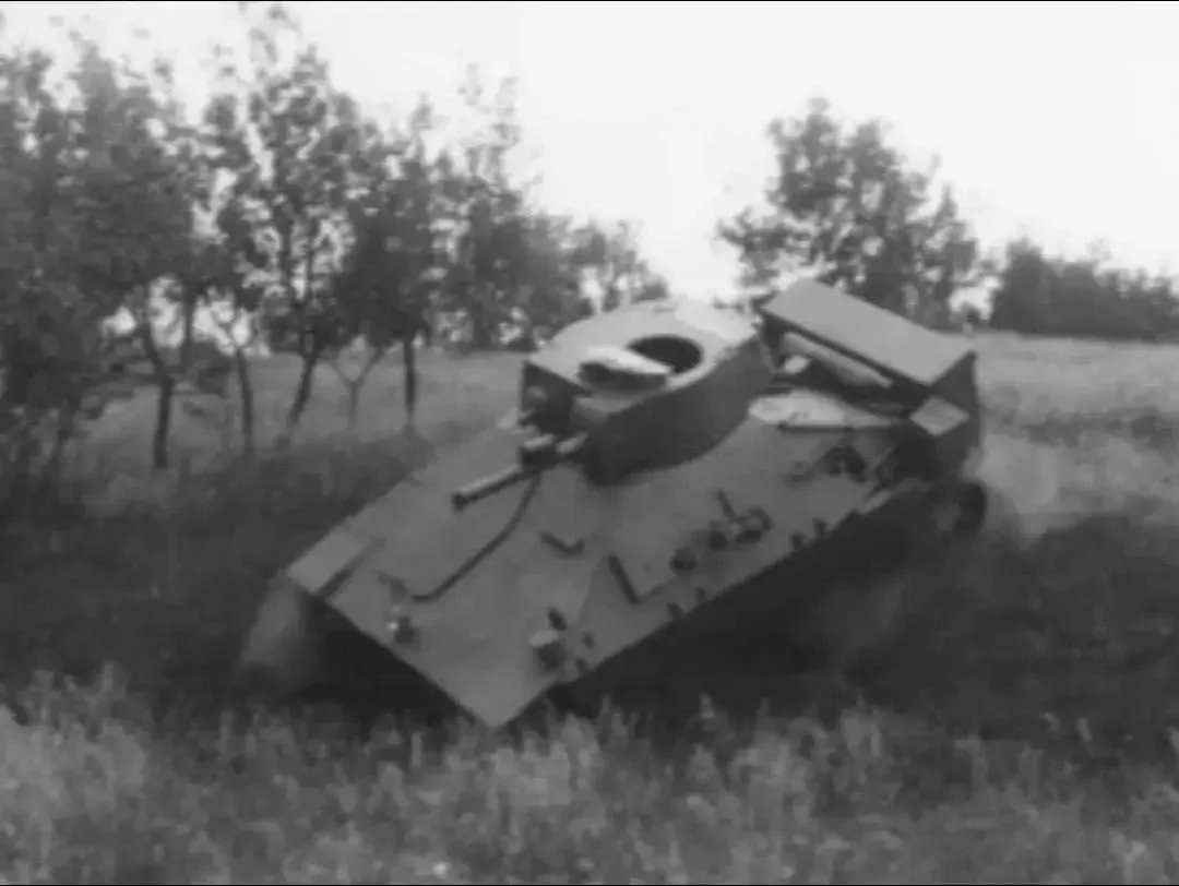 PM-1 — опытный чехословацкий огнемётный танк, сконструированный на базе самоходки Jagdpanzer 38 в 1949 году