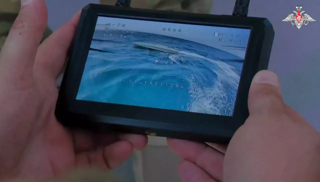 Тренировки военнослужащих 102-го ОСНБ ПДСС Черноморского флота по уничтожению безэкипажных катеров FPV-дронами