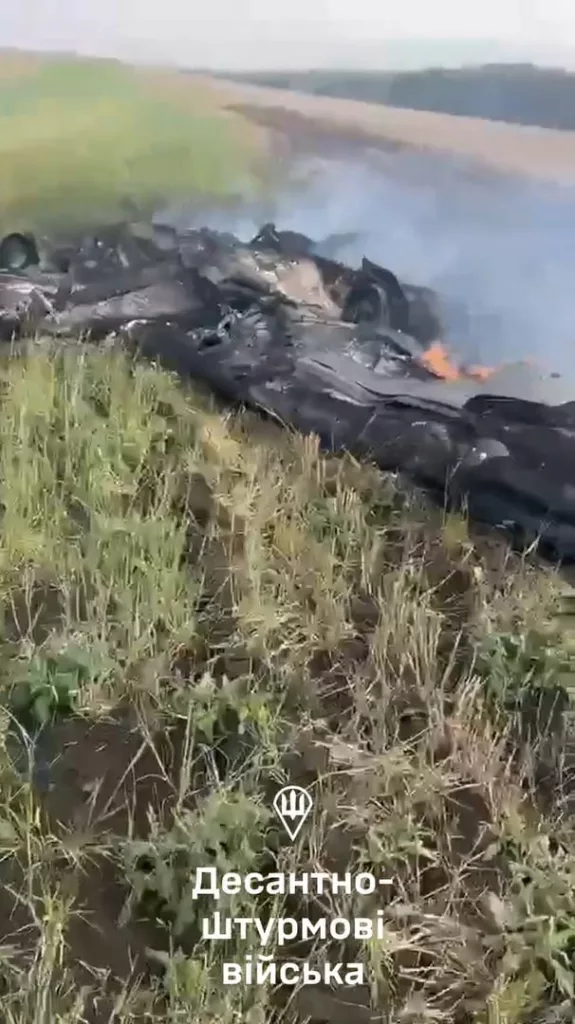 Противник сбил российский ударный БПЛА "Орион" (Иноходец) в Курской области огнем ЗРК малой дальности "Стрела-10"