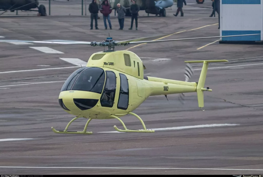 Первый полёт в режиме висения первого опытного образца лёгкого вертолёта Ми-34М1, оснащенного турбовальным двигателем ВК-650В производства АО «ОДК-Климов»