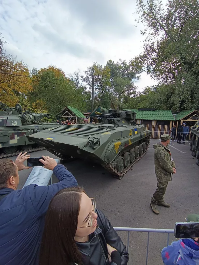 Выставка трофейной боевой техники ВСУ в Краснодаре