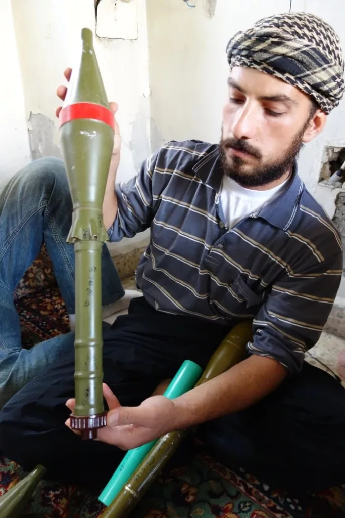 В свете многочисленных сообщений о военных из КНДР в Курской области, возникает вопрос - А что интересного они могли бы привезти с собой