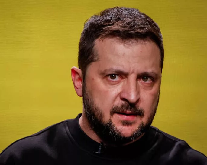 Зеленский просил Шольца не звонить Путину, утверждает Reuters со ссылкой на источники