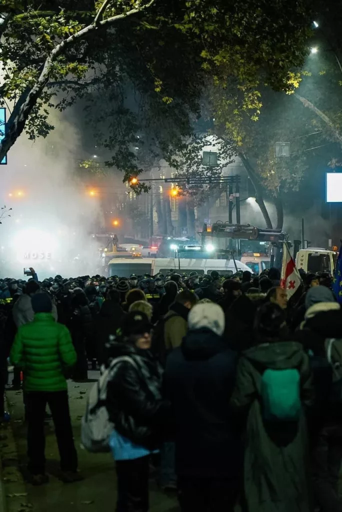 В Тбилиси полиция разогнала палаточный лагерь местного недо-евромайдана