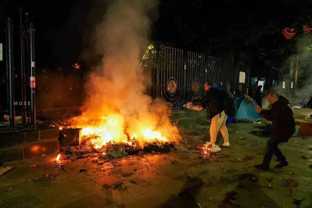 В Тбилиси полиция разогнала палаточный лагерь местного недо-евромайдана