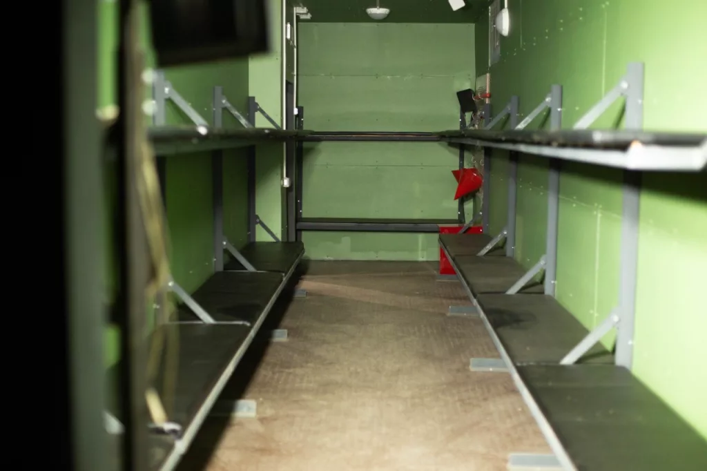 В России стартовало серийное производство убежища модульного типа «КУБ-М» для защиты населения от всех видов оружия, в том числе ядерного, химического и биологического