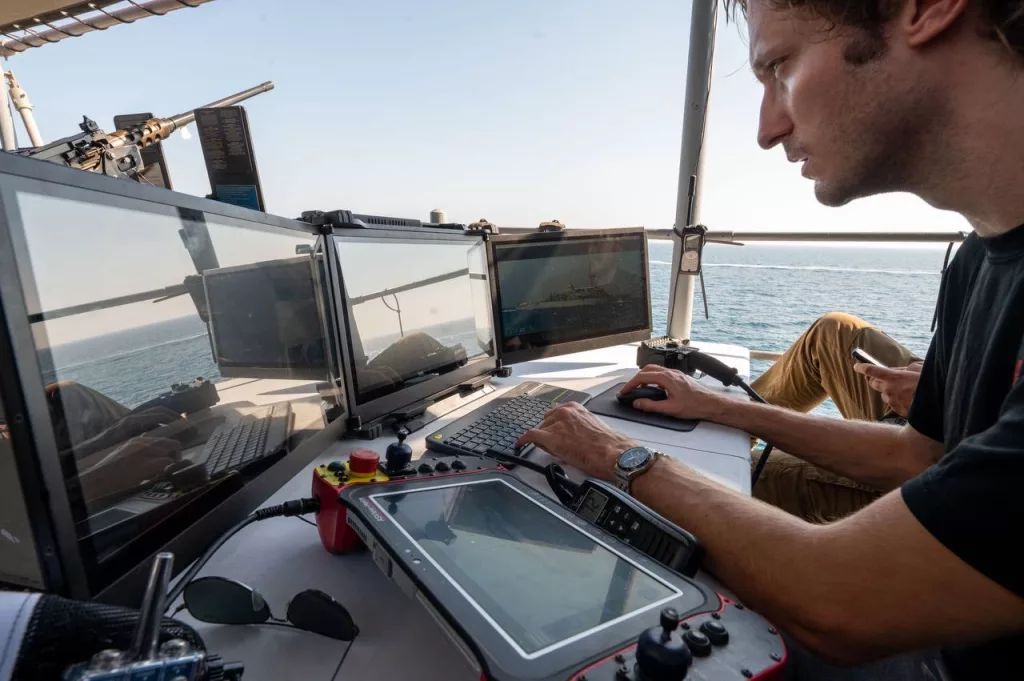 Центральное командование США провело учения «Digital Talon 3.0», в ходе которых отрабатывалось применение безэкипажных катеров и автономный запуск с них барражирующих боеприпасов Switchblade 600