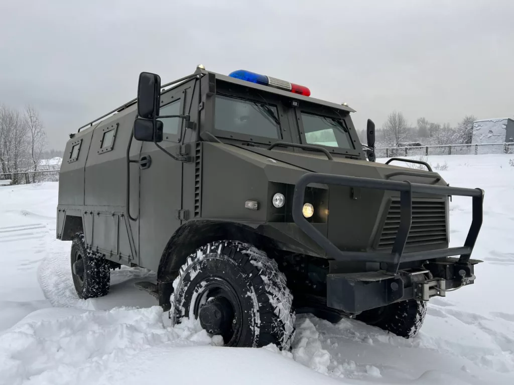 Специальный бронированный автомобиль «Ладога» производства компании «АВД»